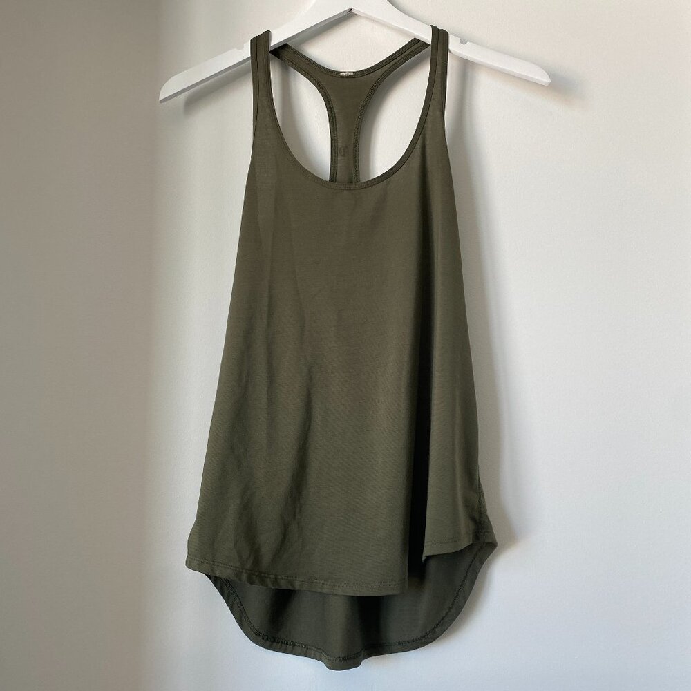 lululemon | Racerback Tank | 8 |